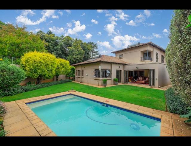 4 BEDROOM CLUSTER FOR SALE IN NORTHCLIFF